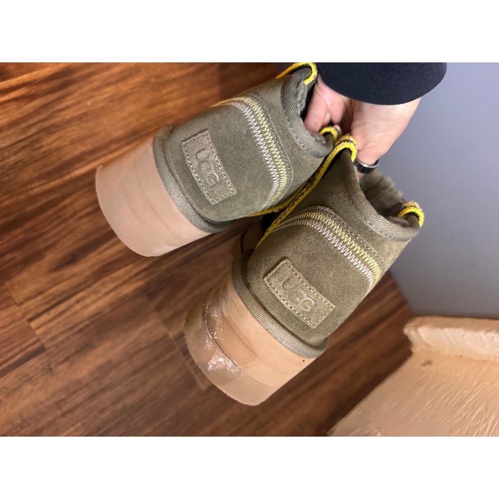 UGG Classic Ultra Mini Platform Burnt Olive Green Suede Boots Size 10.5/11 - Picture 7 of 8